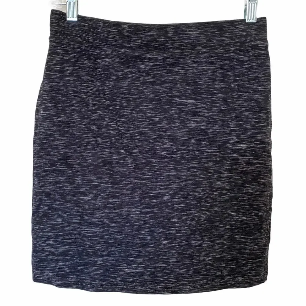 3/$15 Divided by H&M Basic Black Mini Skirt Cotton Spandex Size Small